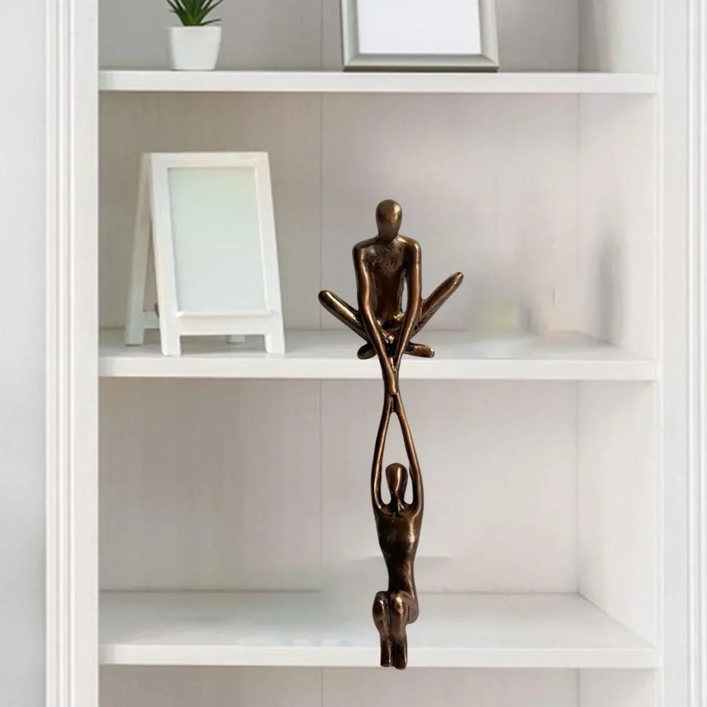 Home Decor Sculpture Figurine – Unique Love and Balance Design for Elegant Display 2